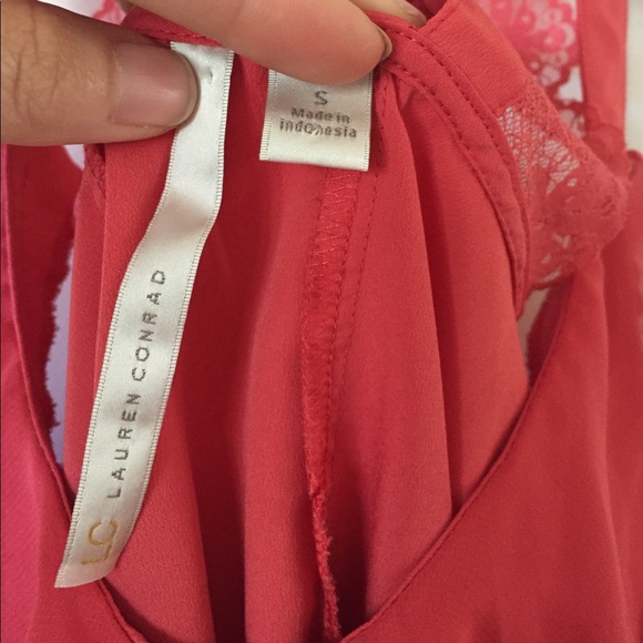 Lauren Conrad Ruffle Front Tank - Picture 5 of 12